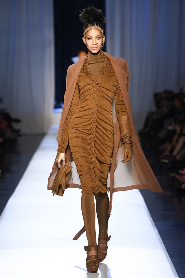 مجموعة "جان بول غوتييه" للهوت كوتور لخريف 2017