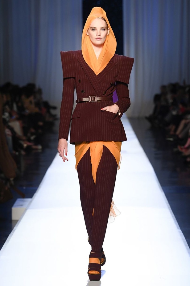 مجموعة "جان بول غوتييه" للهوت كوتور لخريف 2017