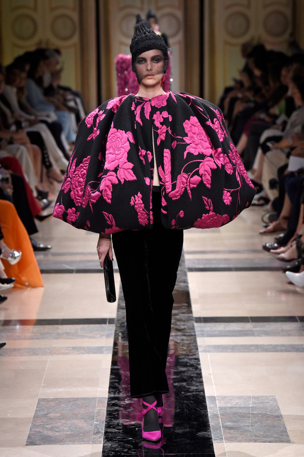 مجموعة Giorgio Armani Prive للأزياء الراقية لشتاء 2018 !