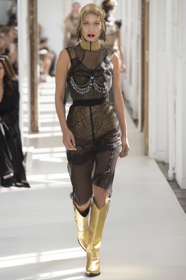 مجموعة ميزون مارجيلا للهوت كوتور لموسم خريف وشتاء 2018