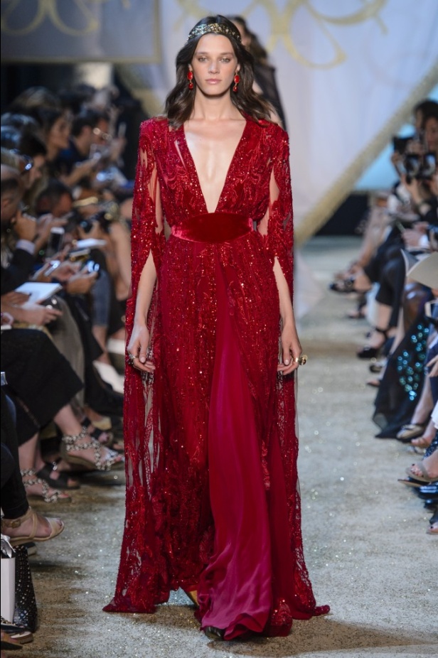 مجموعة ايلي صعب الملكية ضمن أسبوع الموضة في باريس 