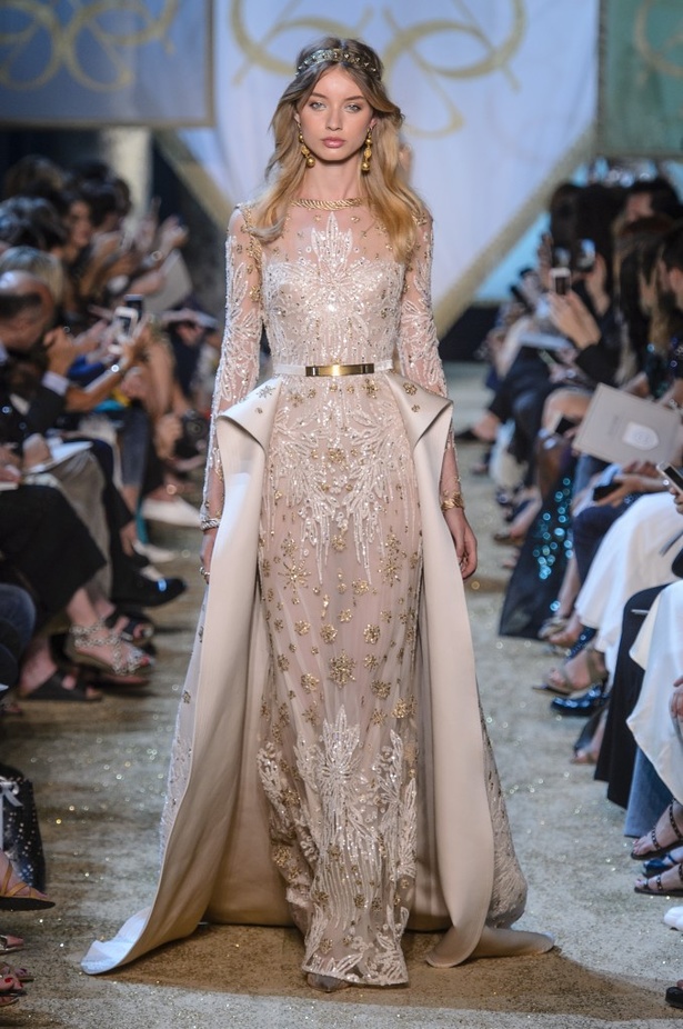 مجموعة ايلي صعب الملكية ضمن أسبوع الموضة في باريس 