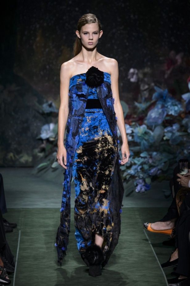 مجموعة Fendi من الألبسة الفاخرة لخريف وشتاء 2017