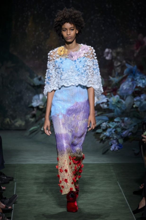 مجموعة Fendi من الألبسة الفاخرة لخريف وشتاء 2017