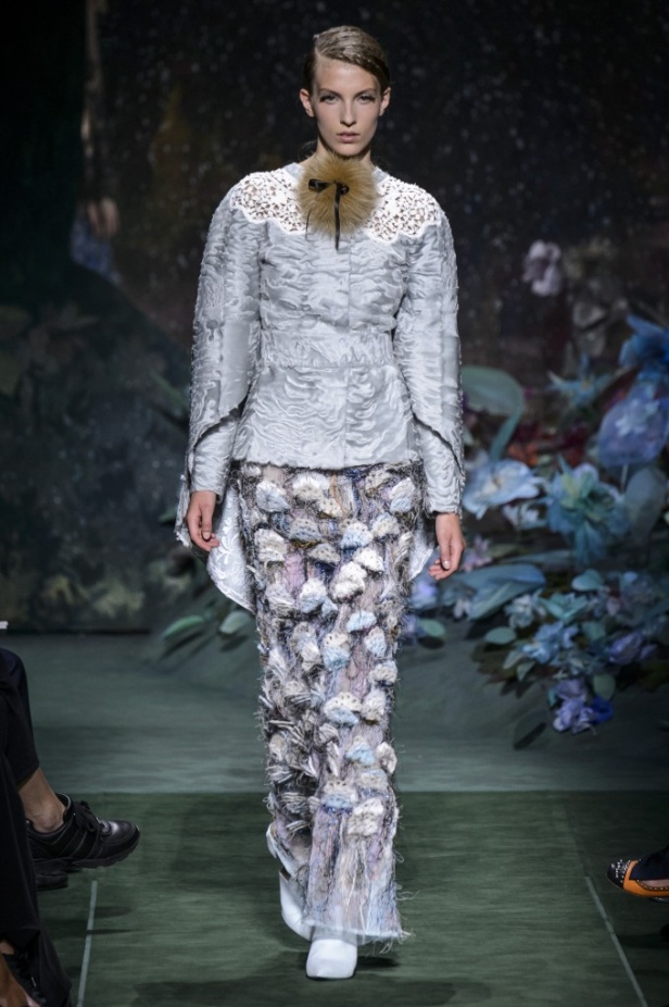 مجموعة Fendi من الألبسة الفاخرة لخريف وشتاء 2017