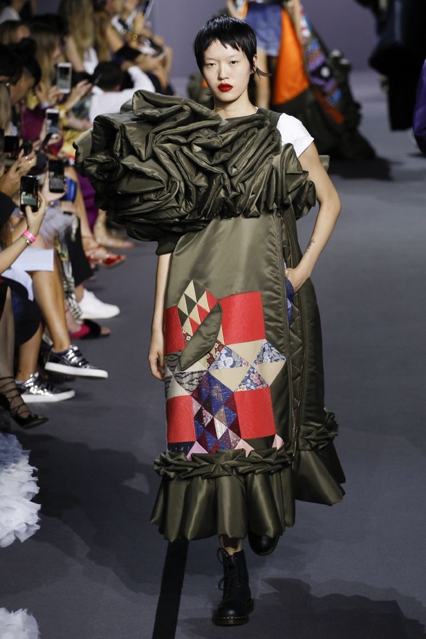 مجموعة Viktor & Rolf للأزياء الراقية لخريف 2018 !