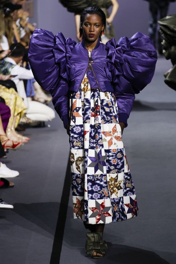 مجموعة Viktor & Rolf للأزياء الراقية لخريف 2018 !