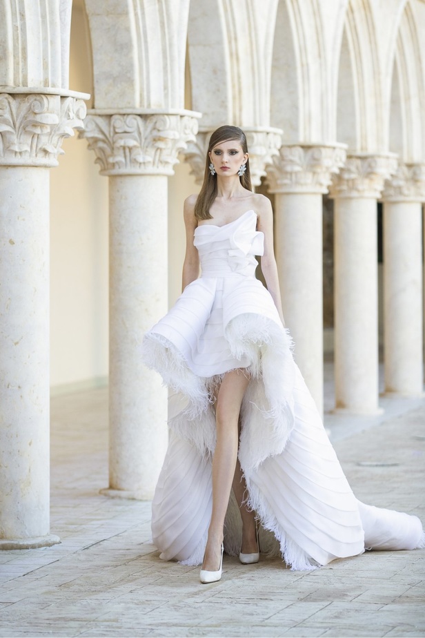 عرض أزياء مجموعة جورج حبيقة للهوت كوتور لخريف 2021 في باريس