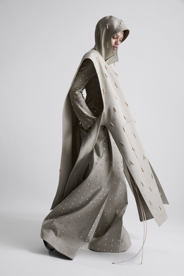 أحدث عروض أزياء مجموعة ميزون ربيع كيروز في أسبوع باريس للهوت كوتور