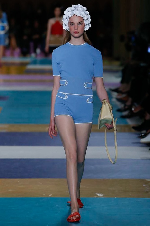 مجموعة Miu Miu لربيع وصيف ٢٠١٧ !