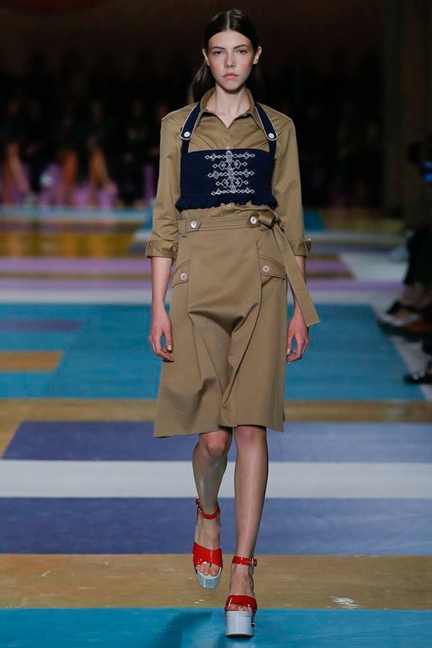 مجموعة Miu Miu لربيع وصيف ٢٠١٧ !