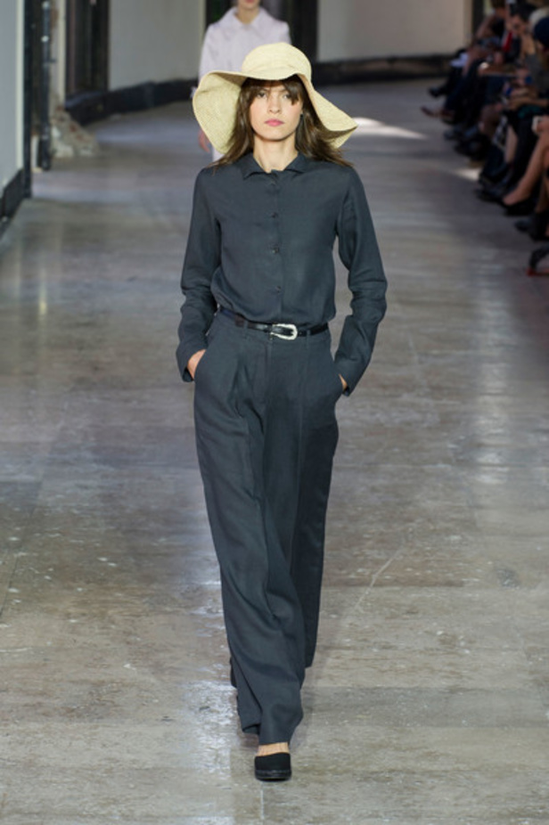 مجموعة AGNES B لموسم ربيع وصيف 2017