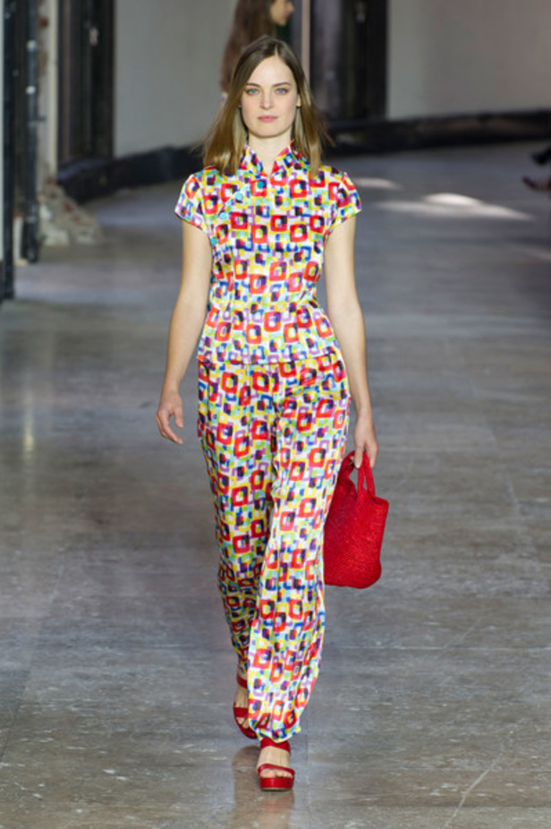 مجموعة AGNES B لموسم ربيع وصيف 2017