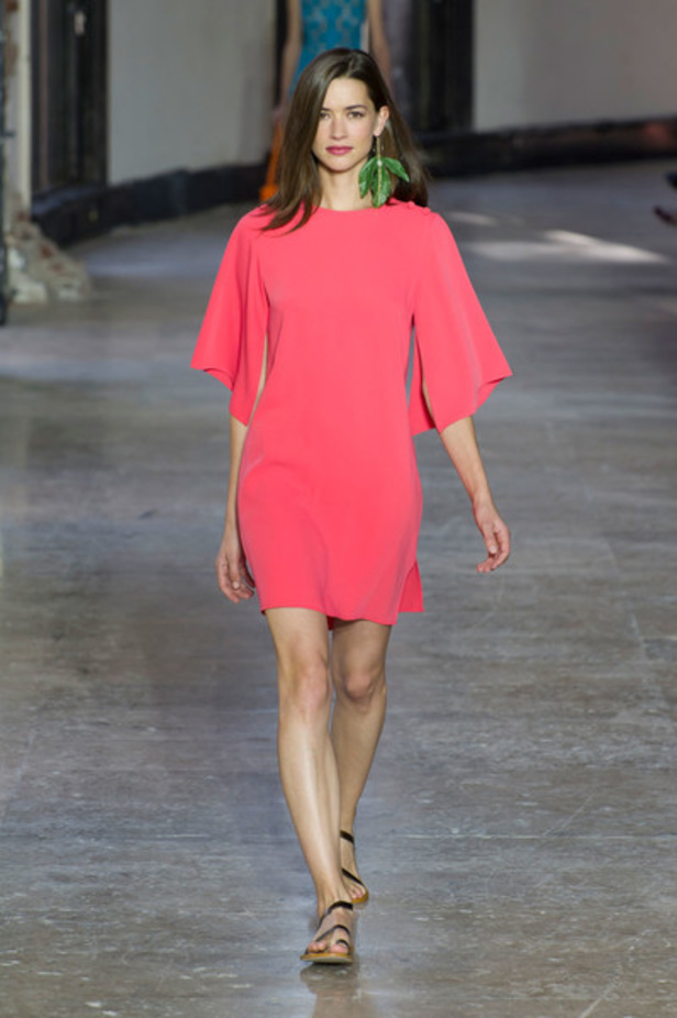 مجموعة AGNES B لموسم ربيع وصيف 2017