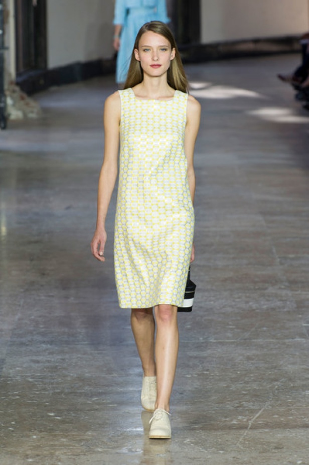 مجموعة AGNES B لموسم ربيع وصيف 2017