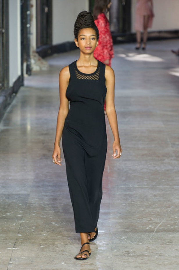 مجموعة AGNES B لموسم ربيع وصيف 2017