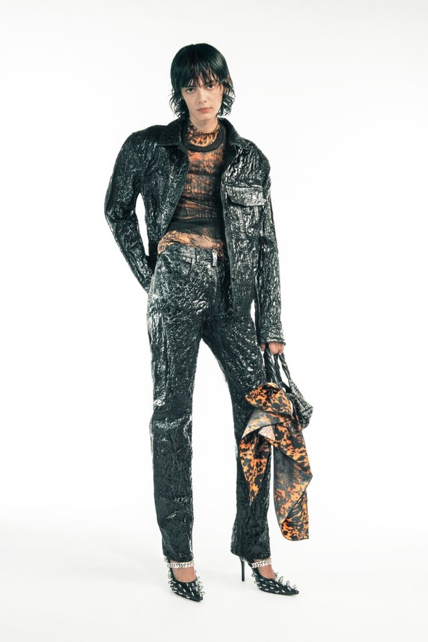 مجموعة Givenchy لموسم ربيع وصيف 2021