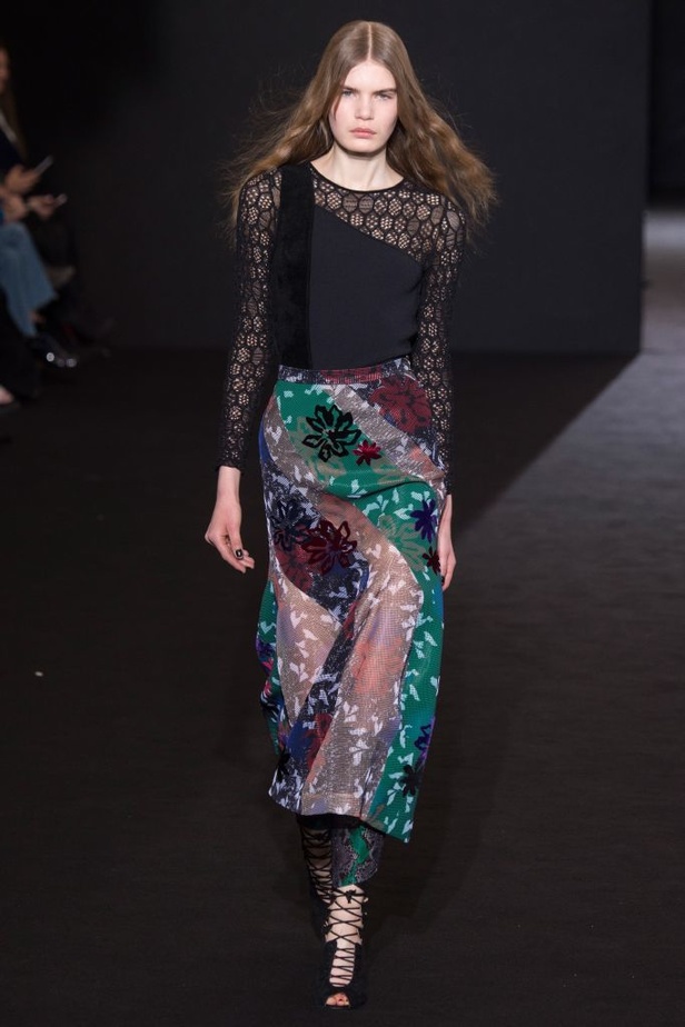 عرض رولاند موريت لخريف وشتاء 2016-2017