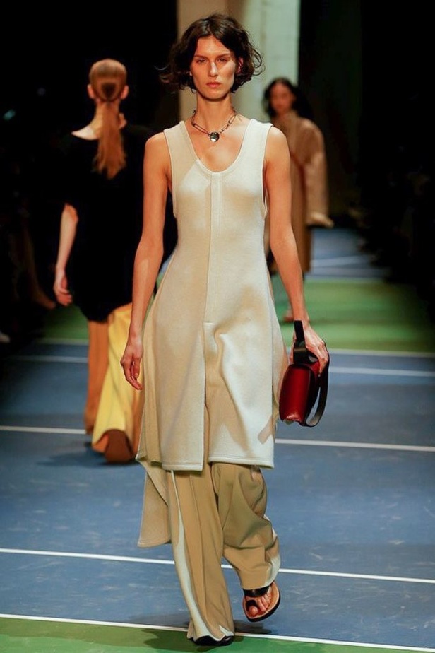 عرض سيلين لموسمي خريف وشتاء 2016-2017