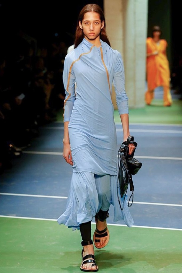 عرض سيلين لموسمي خريف وشتاء 2016-2017