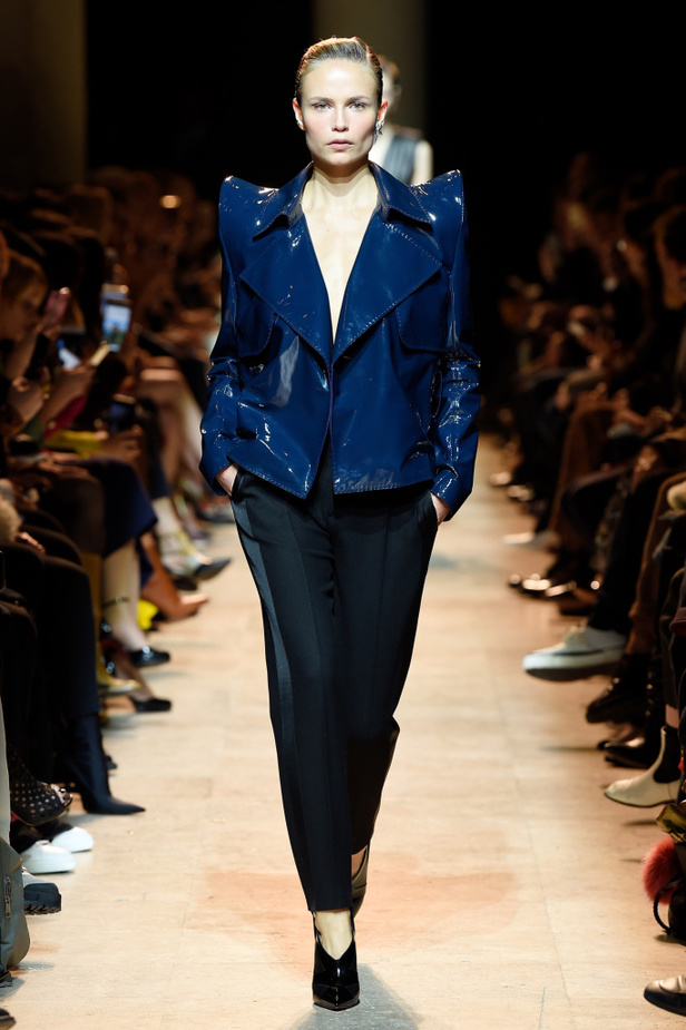 عرض أزياء موغلر لموسم خريف وشتاء 2017