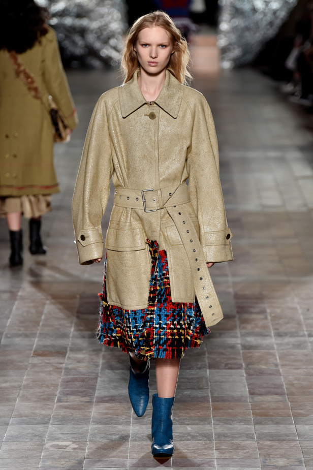 عرض أزياء سونيا ريكيل لموسم خريف وشتاء 2017