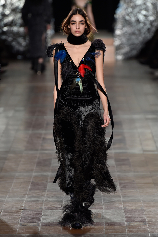 عرض أزياء سونيا ريكيل لموسم خريف وشتاء 2017