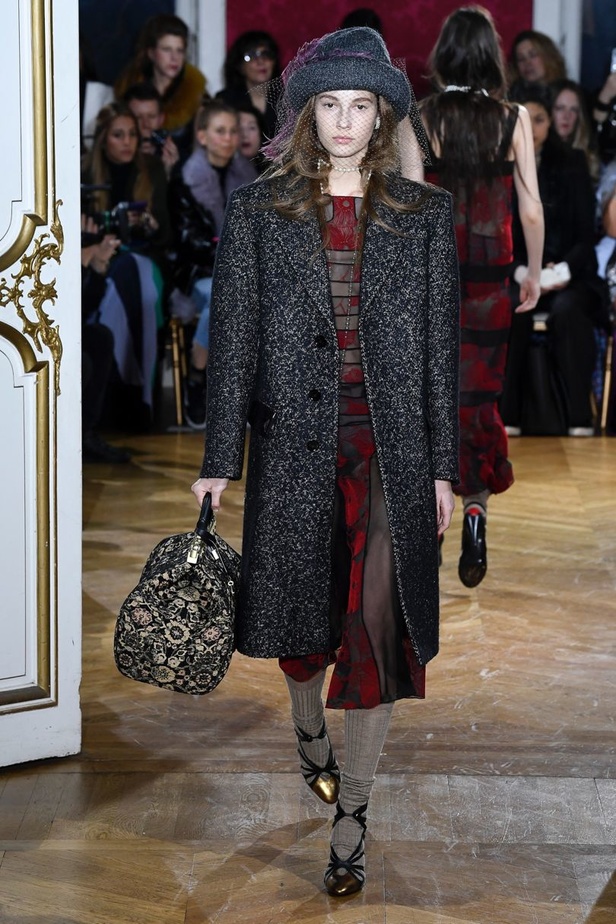 مجموعة “جون غاليانو” لموسم خريف وشتاء 2018-2019