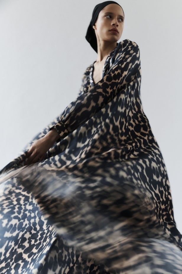 عرض أزياء ميزون ربيع كيروز لخريف وشتاء 2021-2022