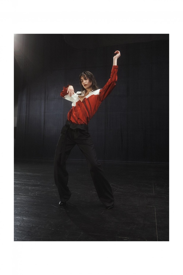 عرض ازياء مجموعة Dries Van Noten لموسم خريف وشتاء2021 من اسبوع الموضة في باريس