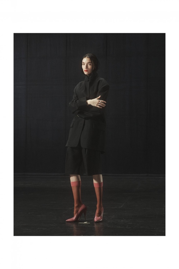 عرض ازياء مجموعة Dries Van Noten لموسم خريف وشتاء2021 من اسبوع الموضة في باريس