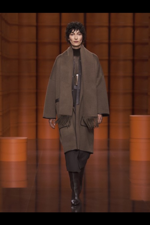 عرض أزياء Hermès لخريف وشتاء 2021-2022