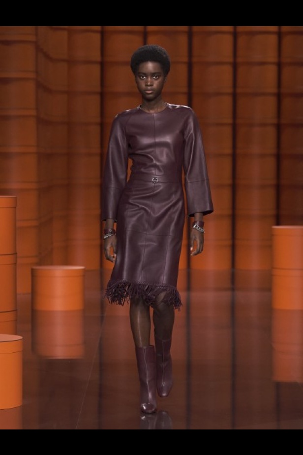 عرض أزياء Hermès لخريف وشتاء 2021-2022