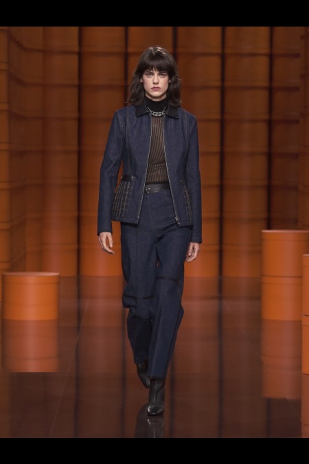عرض أزياء Hermès لخريف وشتاء 2021-2022