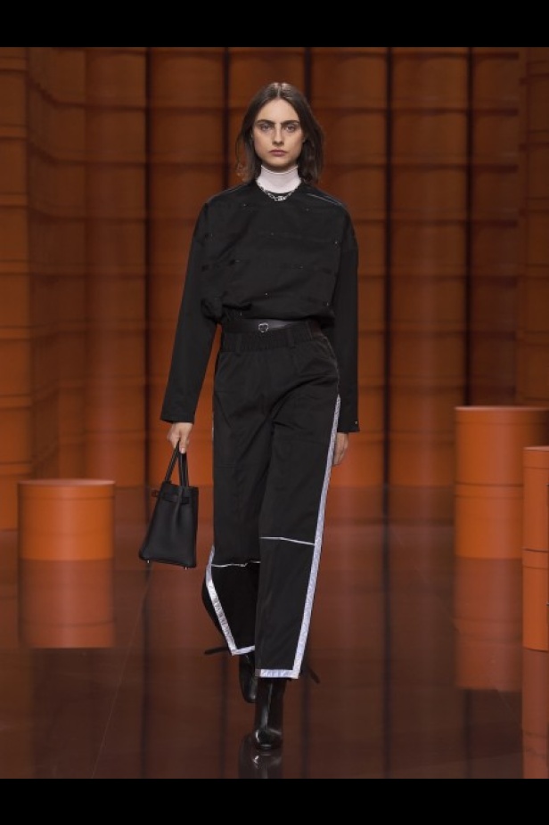 عرض أزياء Hermès لخريف وشتاء 2021-2022