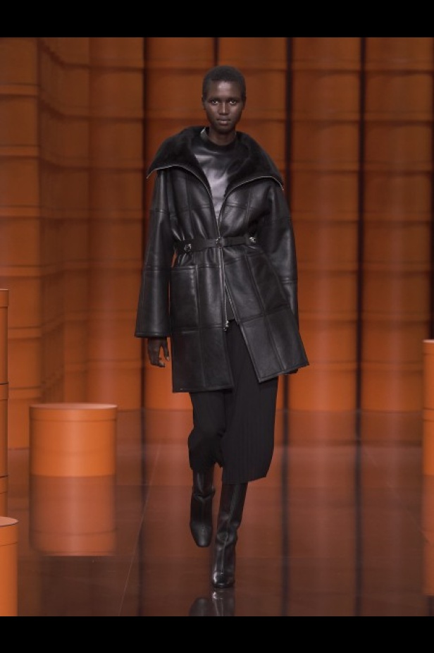 عرض أزياء Hermès لخريف وشتاء 2021-2022