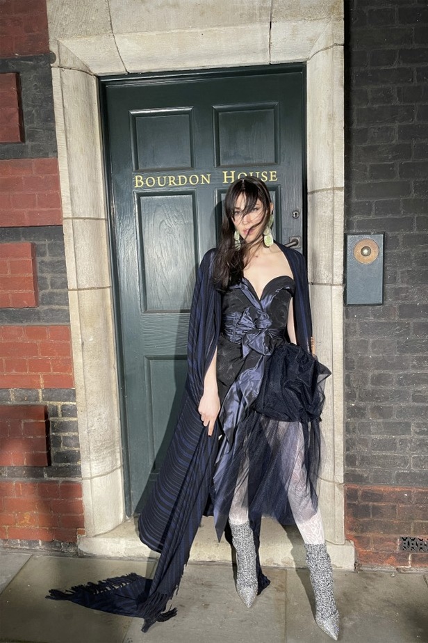 عرض ازياء مجموعة Vivienne Westwood لخريف وشتاء 2021-2022