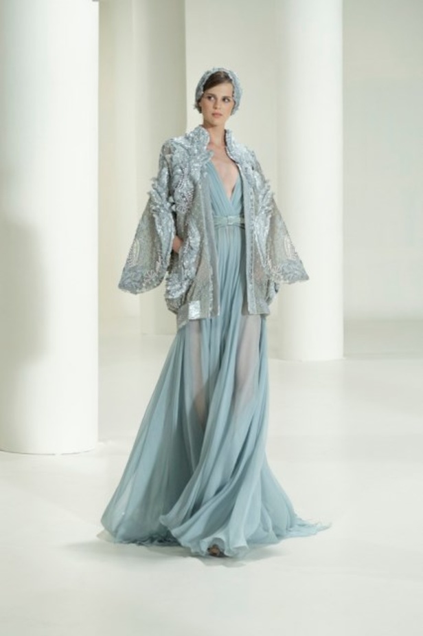 مجموعة إيلي صعب للأزياء الراقية لخريف وشتاء 2021-2022