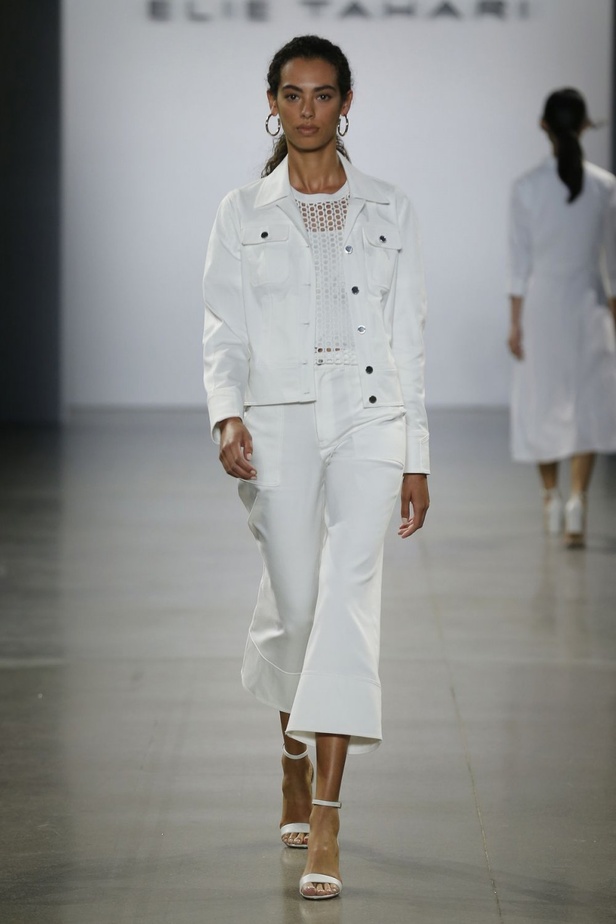  اسبوع الموضة في نيويورك 2019 ابرز صيحات أزياء و اكسسوارات ELIE TAHARI لربيع وصيف 2020 