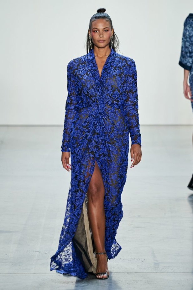  اسبوع الموضة في نيويورك 2019  موديلات فساتين TADASHI SHOJI لربيع وصيف 2020 