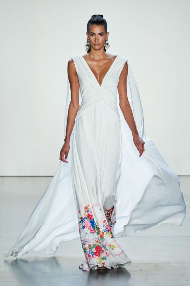  اسبوع الموضة في نيويورك 2019  موديلات فساتين TADASHI SHOJI لربيع وصيف 2020 