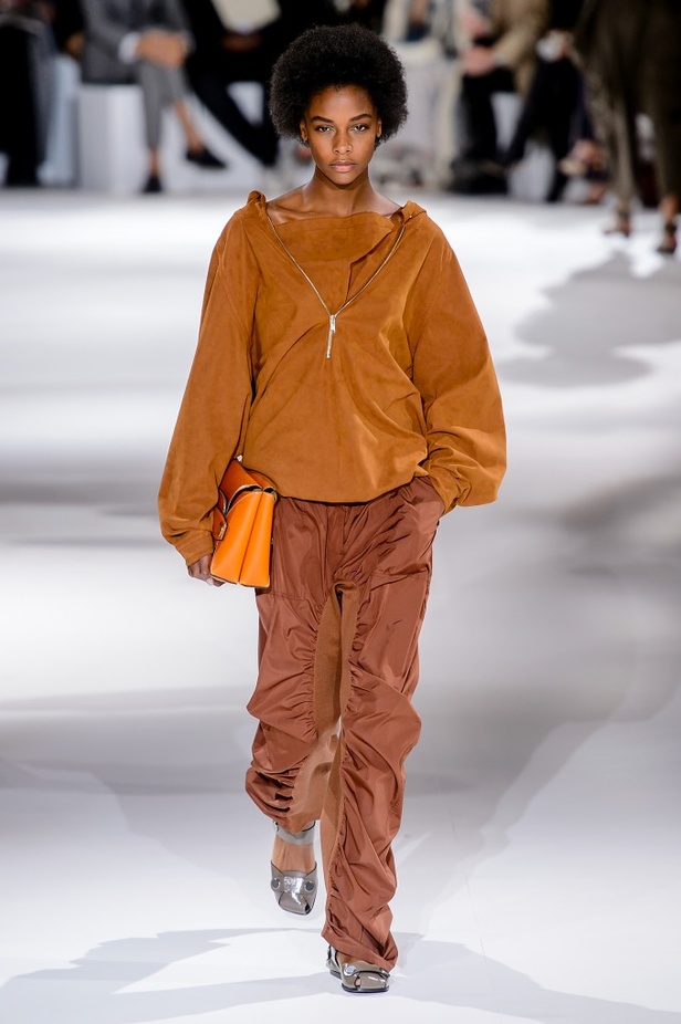 مجموعة “ستيلا ماكارتني” لموسم ربيع وصيف 2017