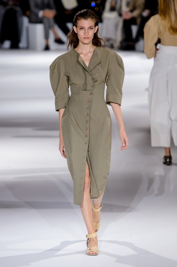 مجموعة “ستيلا ماكارتني” لموسم ربيع وصيف 2017