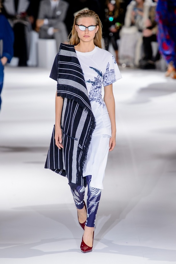 مجموعة “ستيلا ماكارتني” لموسم ربيع وصيف 2017