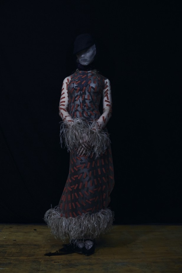 عرض ازياء مجموعة maison margiela لربيع وصيف 2021