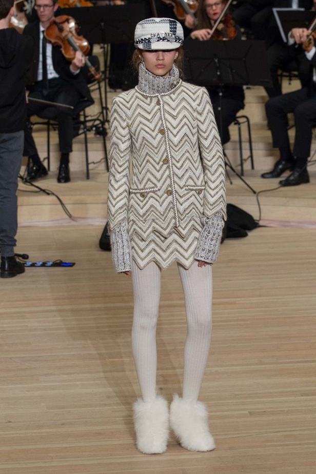 مجموعة Métiers d’art من شانيل لموسم 2017- 2018