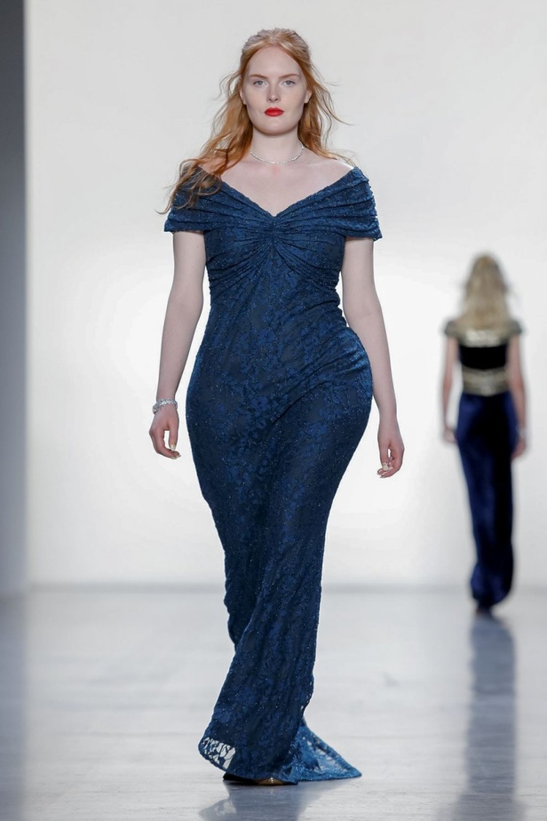 مجموعة Tadashi Shoji للألبسة الجاهزة لخريف 2019