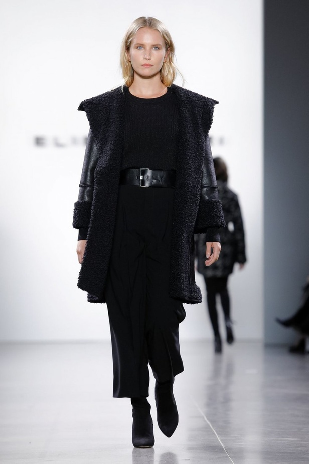 عرض أزياء إيلي تاهاري لخريف وشتاء 2019