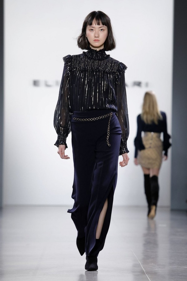 عرض أزياء إيلي تاهاري لخريف وشتاء 2019