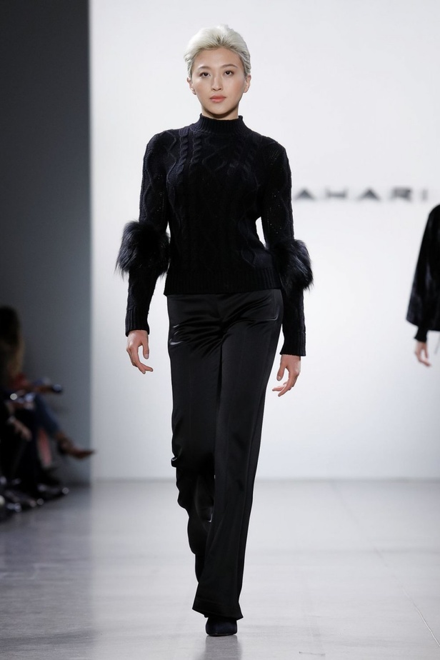 عرض أزياء إيلي تاهاري لخريف وشتاء 2019